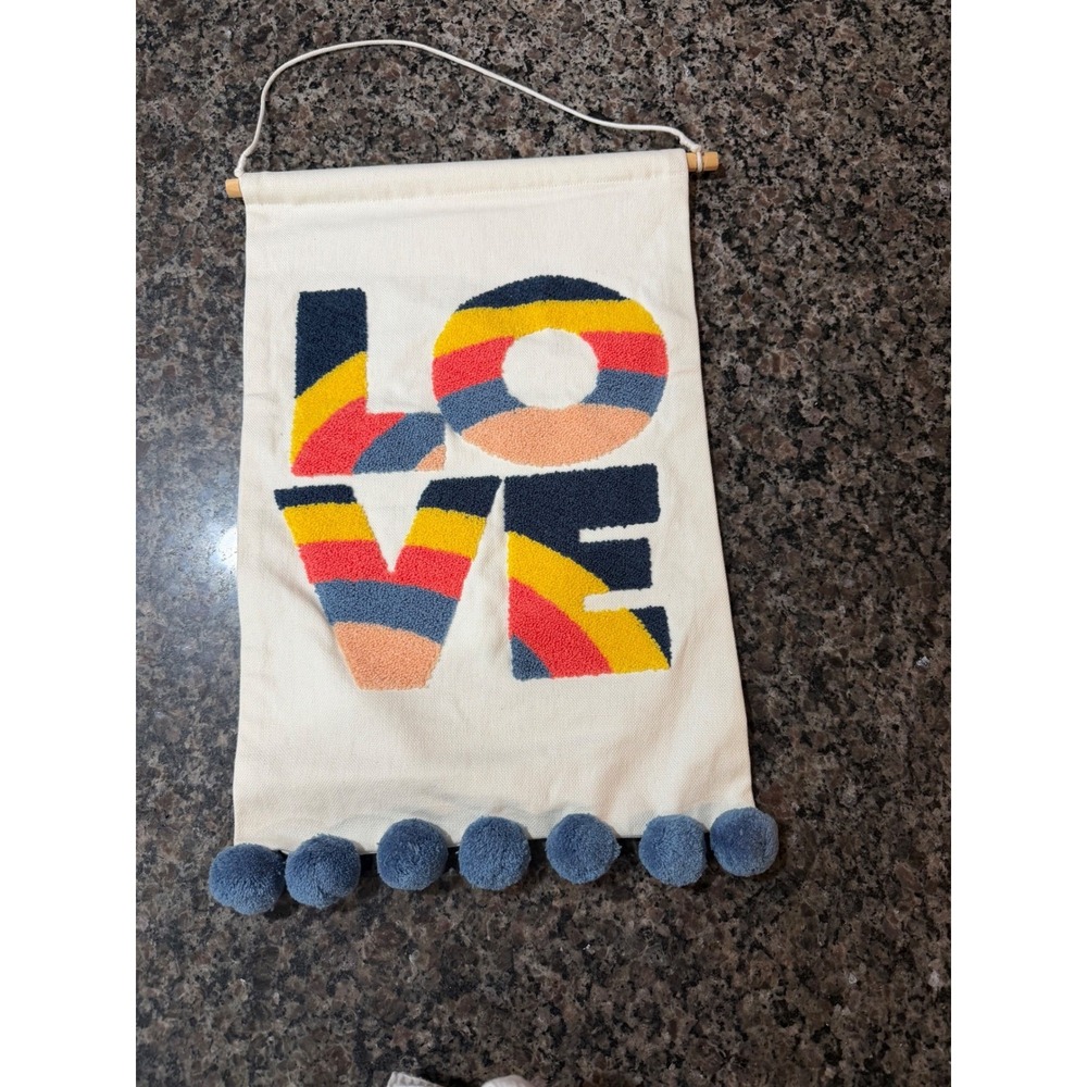 Pillowfort Kids Love Wall Hanging Banner Tufted Pom Pom Decor 097-04-1481